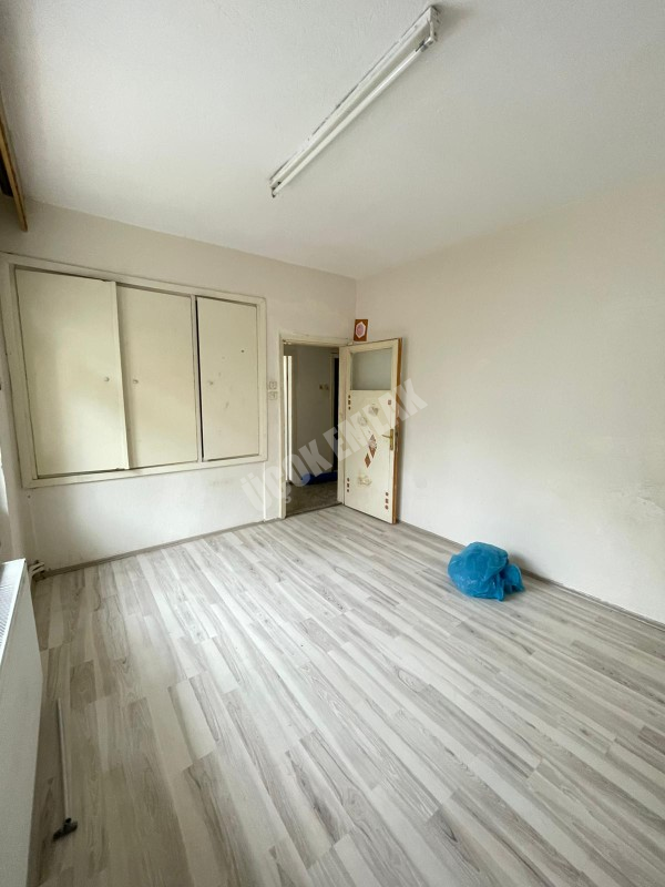 AFYON ÜÇOK EMLAKTAN HARBİŞ GAZİ MAH 3+1 115M² KİRALIK DAİRE 