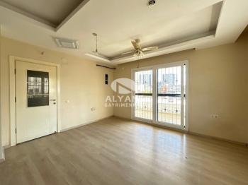 ALYANS'TAN TECE MERKEZ'DE GENİŞ METRAJ KİRALIK 1+1 DAİRE