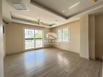 ALYANS'TAN TECE MERKEZ'DE GENİŞ METRAJ KİRALIK 1+1 DAİRE