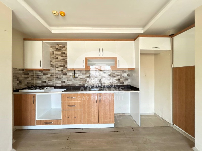 ALYANS'TAN TECE MERKEZ'DE GENİŞ METRAJ KİRALIK 1+1 DAİRE