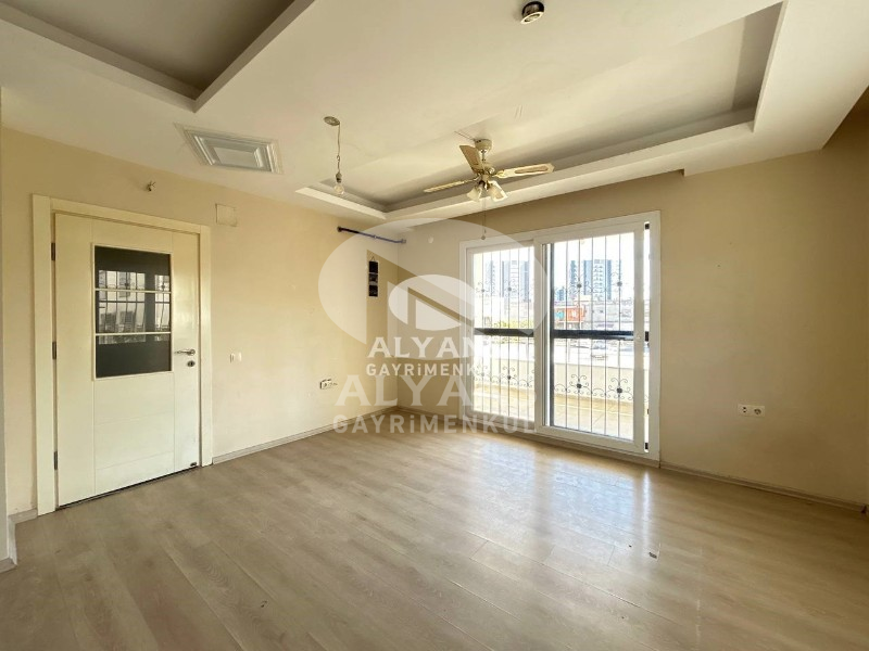 ALYANS'TAN TECE MERKEZ'DE GENİŞ METRAJ KİRALIK 1+1 DAİRE