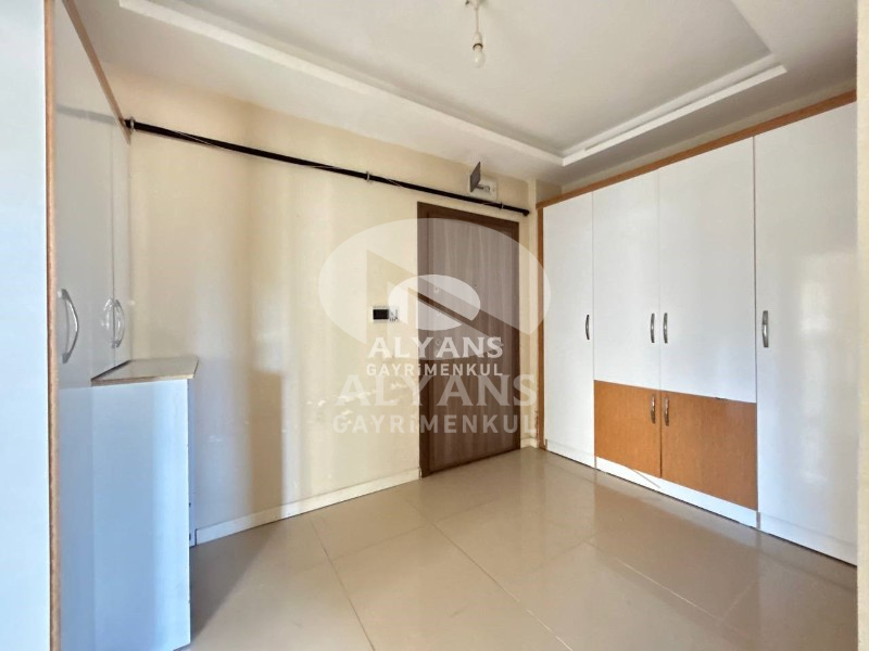ALYANS'TAN TECE MERKEZ'DE GENİŞ METRAJ KİRALIK 1+1 DAİRE