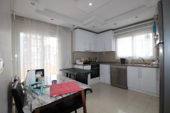 ASLAN'DAN CEPHELERİ AÇIK MERKEZİ KONUMDA ACİL SATILIK 3+1