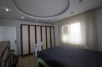 ASLAN'DAN CEPHELERİ AÇIK MERKEZİ KONUMDA ACİL SATILIK 3+1