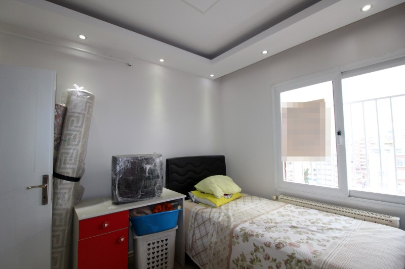 ASLAN'DAN CEPHELERİ AÇIK MERKEZİ KONUMDA ACİL SATILIK 3+1