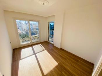 Didim Cumhuriyet'te Satılık 2+1 Masrafsız Boş Daire