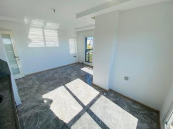 Didim Cumhuriyet'te Satılık 2+1 Masrafsız Boş Daire