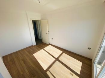 Didim Cumhuriyet'te Satılık 2+1 Masrafsız Boş Daire