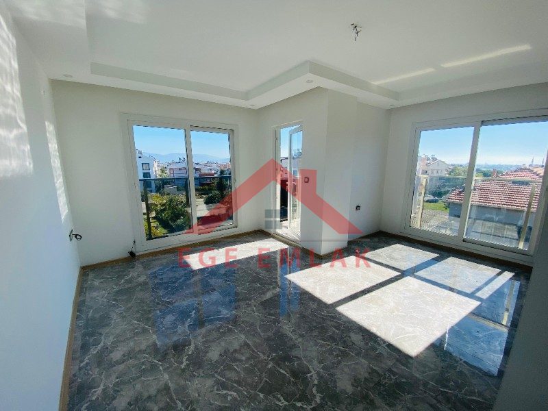 Didim Cumhuriyet'te Satılık 2+1 Masrafsız Boş Daire