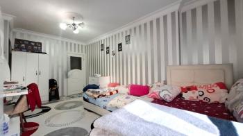 Elmas’tan Menderes’te Site İçi Denize Yakın Nezih Bölgede 3+1