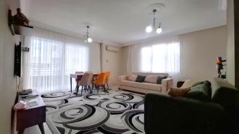 Elmas’tan Menderes’te Site İçi Denize Yakın Nezih Bölgede 3+1