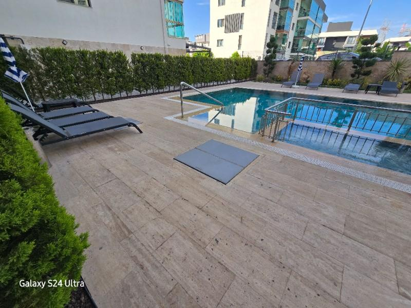 KUŞADASI HAVUZLU DOĞALGAZLI SATILIK 2+1 DAİRE