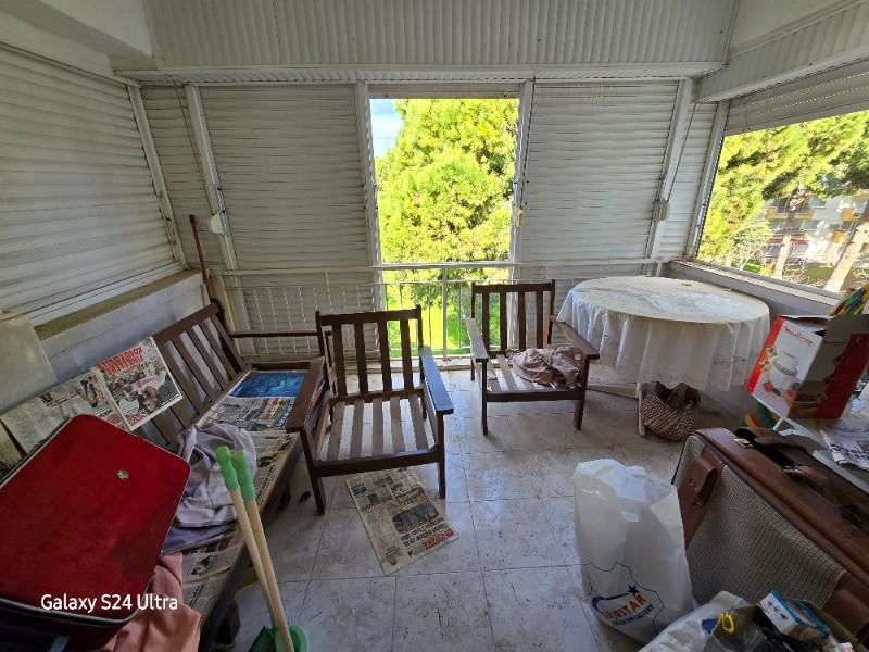 KUŞADASINDA PLAJA VE DENİZE  200 METRE SİTE İÇERİSİNDE SATILIK DAİRESİ