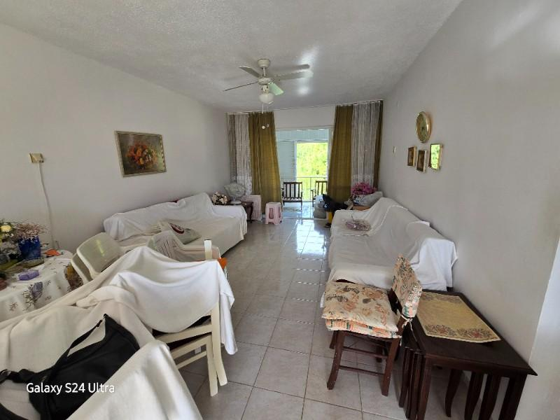 KUŞADASINDA PLAJA VE DENİZE  200 METRE SİTE İÇERİSİNDE SATILIK DAİRESİ