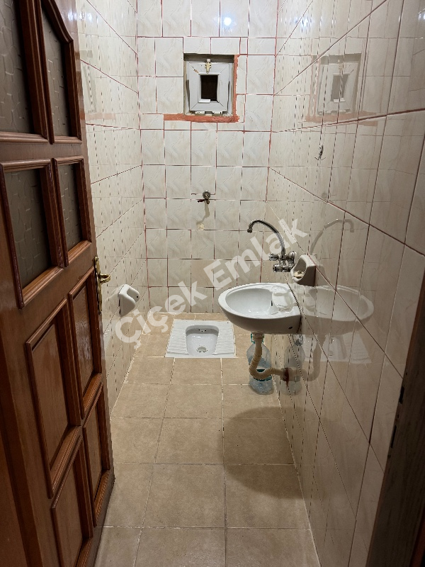 Çırçır’da Çatı Katı 3+1 Kiralık Daire