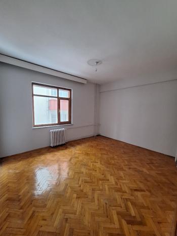 GÜVENAY - ÇORUM BAHÇELİEVLER MAH. LİLA PASTANESİ CİVARI KİRALIK 4+1 DAİRE 