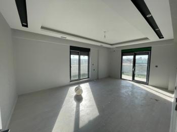 AFYON ÜÇOK EMLAKTAN HOCA AHMET YESEVİ MAH SATILIK SIFIR 3+1 LÜX DAİRE