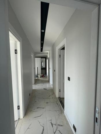 AFYON ÜÇOK EMLAKTAN HOCA AHMET YESEVİ MAH SATILIK SIFIR 3+1 LÜX DAİRE