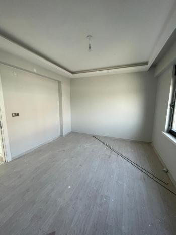 AFYON ÜÇOK EMLAKTAN HOCA AHMET YESEVİ MAH SATILIK SIFIR 3+1 LÜX DAİRE