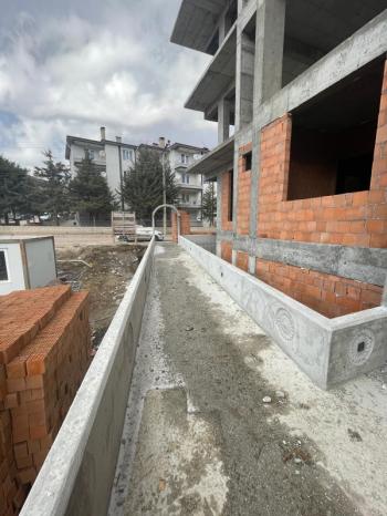 AFYON ÜÇOK EMLAKTAN ESENTEPE MAH SATILIK SIFIR LÜX 3+1 / 2+1 DAİRELER