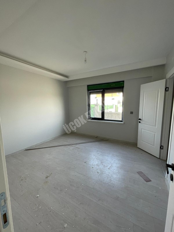 AFYON ÜÇOK EMLAKTAN HOCA AHMET YESEVİ MAH SATILIK SIFIR 3+1 LÜX DAİRE