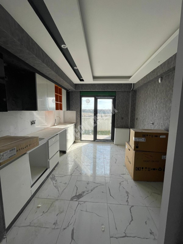 AFYON ÜÇOK EMLAKTAN HOCA AHMET YESEVİ MAH SATILIK SIFIR 3+1 LÜX DAİRE