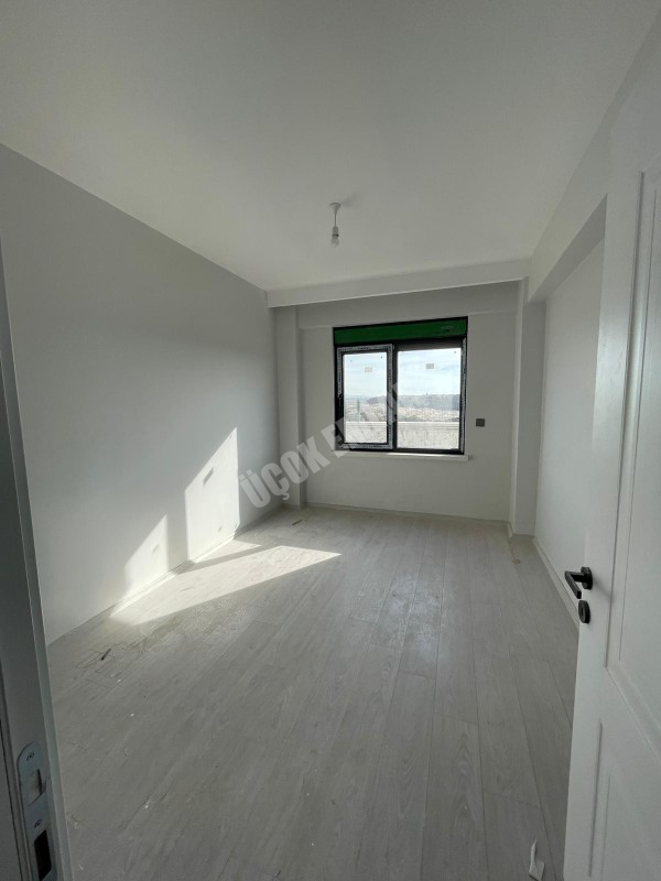 AFYON ÜÇOK EMLAKTAN HOCA AHMET YESEVİ MAH SATILIK SIFIR 3+1 LÜX DAİRE