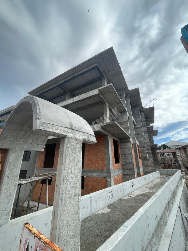 AFYON ÜÇOK EMLAKTAN ESENTEPE MAH SATILIK SIFIR LÜX 3+1 / 2+1 DAİRELER