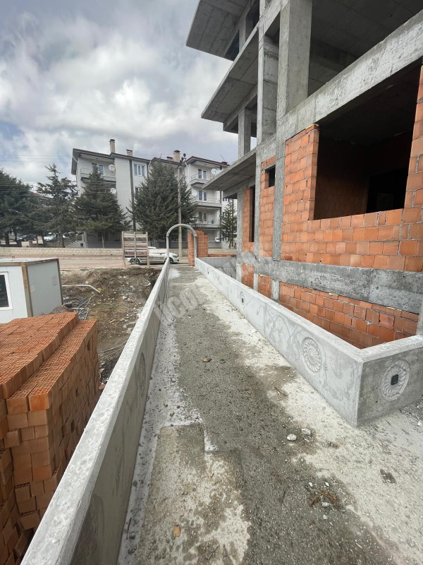 AFYON ÜÇOK EMLAKTAN ESENTEPE MAH SATILIK SIFIR LÜX 3+1 / 2+1 DAİRELER