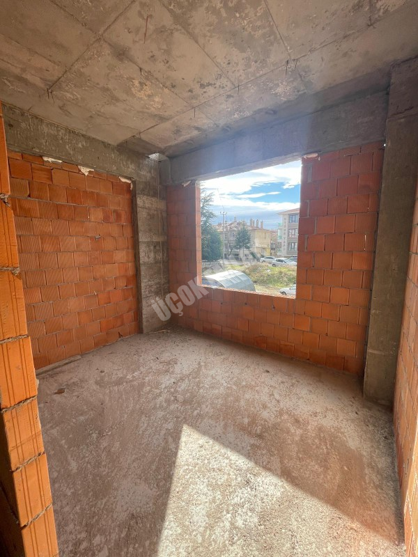 AFYON ÜÇOK EMLAKTAN ESENTEPE MAH SATILIK SIFIR LÜX 3+1 / 2+1 DAİRELER