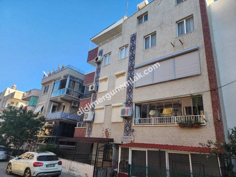 DİDİM ÇAMLIK MAHALLESİNDE DENİZE SADECE 500 METRE YÜRÜME MESAFESİNDE EMSALLERİNE GÖRE UYGUN 2+1 AÇIK MUTFAKLI SATILIK FIRSAT DAİRE