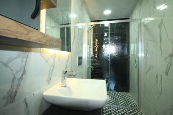 Elmas’tan Mezitli’de Tek Blok Site İçi Kullanıma Hazır 4+1