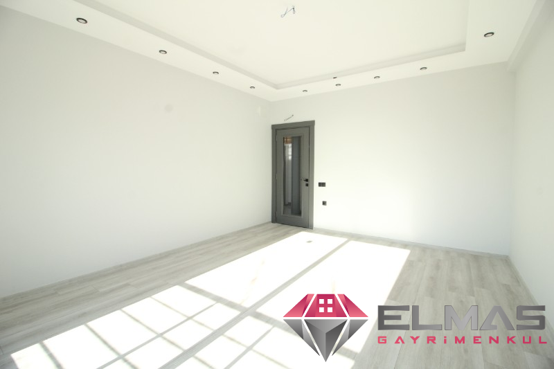 Elmas’tan Mezitli’de Tek Blok Site İçi Kullanıma Hazır 4+1