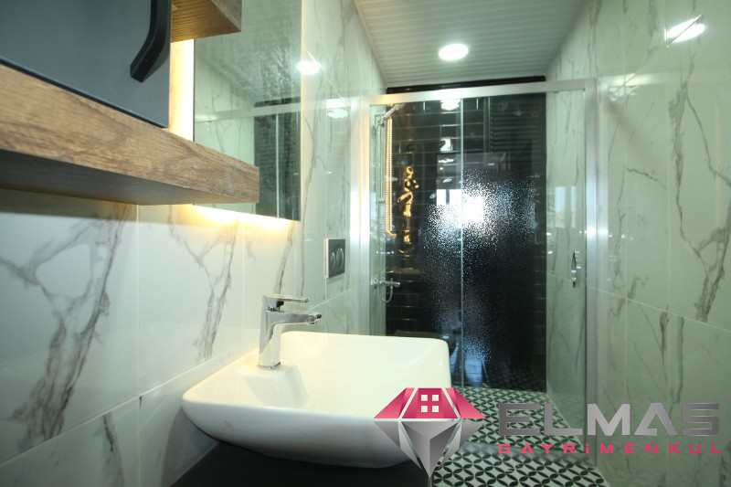 Elmas’tan Mezitli’de Tek Blok Site İçi Kullanıma Hazır 4+1