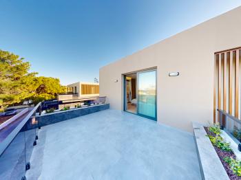 Girne Çatalköy Bölgesinde Özel Yüzme Havuzlu 4+1 Lüks Modern Satılık Villalar