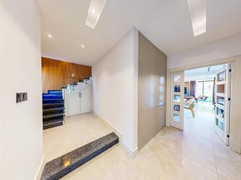 Girne Çatalköy Bölgesinde Özel Yüzme Havuzlu 4+1 Lüks Modern Satılık Villalar