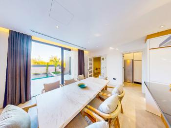 Girne Çatalköy Bölgesinde Özel Yüzme Havuzlu 4+1 Lüks Modern Satılık Villalar