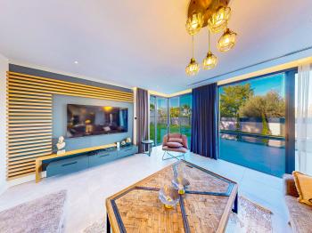 Girne Çatalköy Bölgesinde Özel Yüzme Havuzlu 4+1 Lüks Modern Satılık Villalar