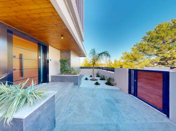 Girne Çatalköy Bölgesinde Özel Yüzme Havuzlu 4+1 Lüks Modern Satılık Villalar