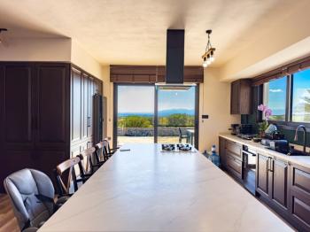  Girne Boğaz Bölgesinde Satılık Geniş Türk Malı Çiftlik Evi