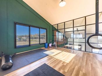  Girne Boğaz Bölgesinde Satılık Geniş Türk Malı Çiftlik Evi