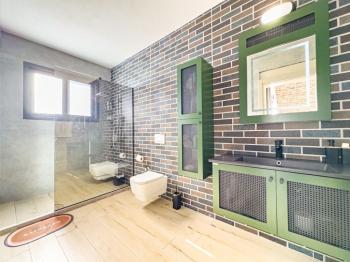  Girne Boğaz Bölgesinde Satılık Geniş Türk Malı Çiftlik Evi