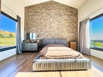  Girne Boğaz Bölgesinde Satılık Geniş Türk Malı Çiftlik Evi