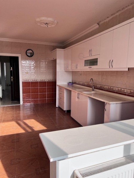 Çırçır Metro'ya 3 Dk 2+1 & 4.Kat Toprak Tapulu Boş Satılık Daire