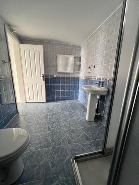 Çırçır Metro'ya 3 Dk 2+1 & 4.Kat Toprak Tapulu Boş Satılık Daire