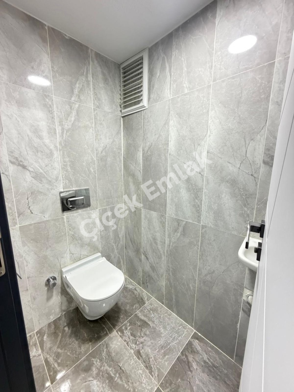 Mevlana Metro’ya 5 Dk 90 m2 Ferah Satılık Daire