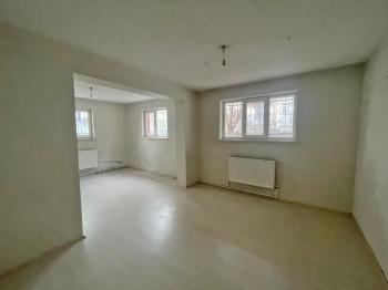 AFYON ÜÇOK EMLAKTAN HARBİŞ NAZMİ SAATÇİ MAH KİRALIK 3+1 TEMİZ BAKIMLI DAİRE