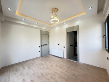 ALYANS'TAN YÜKSEK KALİTE VE KONFOR SEVENLER İÇİN LÜKS 2+1