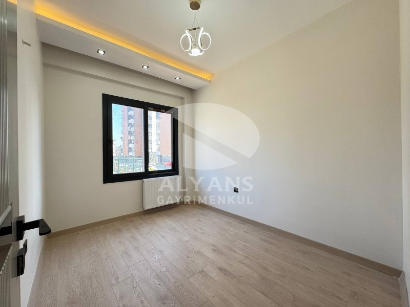 ALYANS'TAN YÜKSEK KALİTE VE KONFOR SEVENLER İÇİN LÜKS 2+1