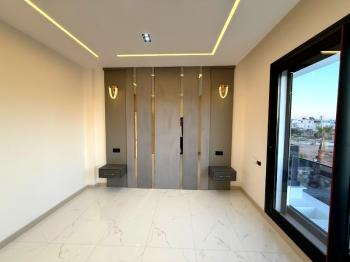 Didim Efeler Mahallesinde Satılık Lüks Villa